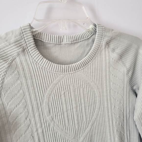 LULULEMON Rest Less Long Sleeve Pullover Gray Size 4 - Picture 3 of 9